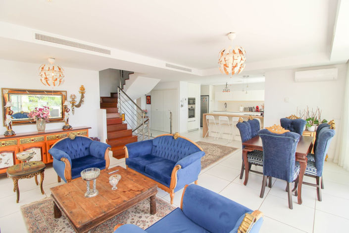 Image No.11-4 Bed House for sale