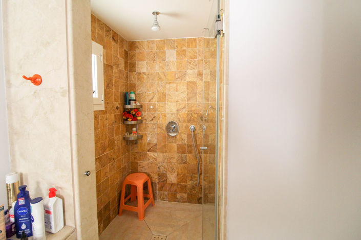 Image No.36-4 Bed House for sale