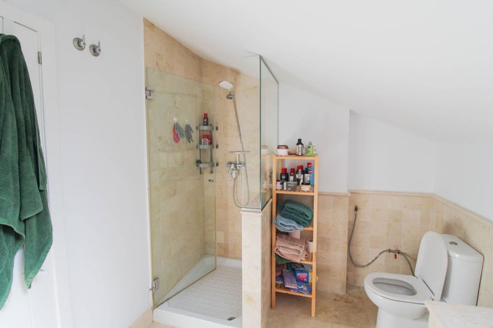 Image No.41-4 Bed House for sale