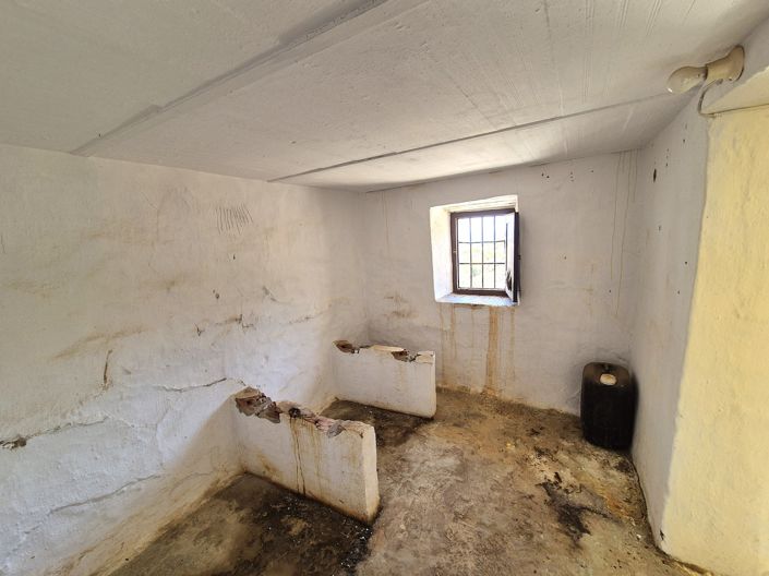 Image No.15-2 Bed Country House for sale