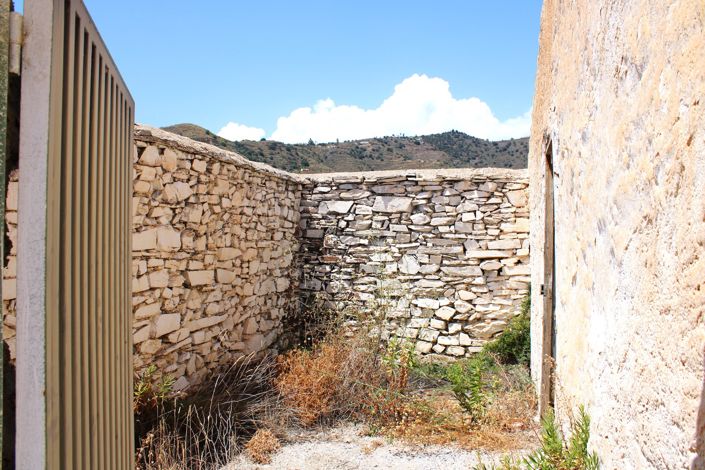 Image No.19-2 Bed Country House for sale