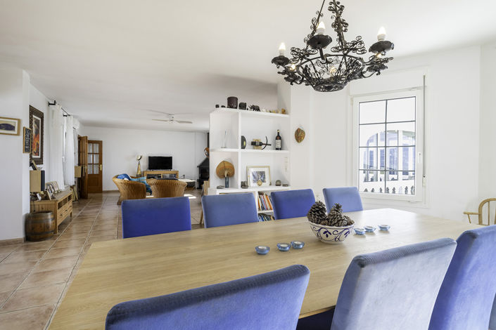 Image No.15-4 Bed Villa for sale