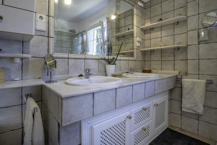 Image No.22-4 Bed Villa for sale