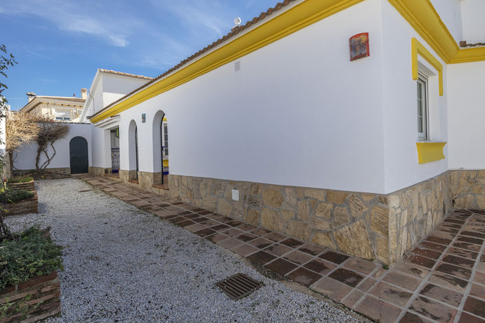 Image No.53-4 Bed Villa for sale