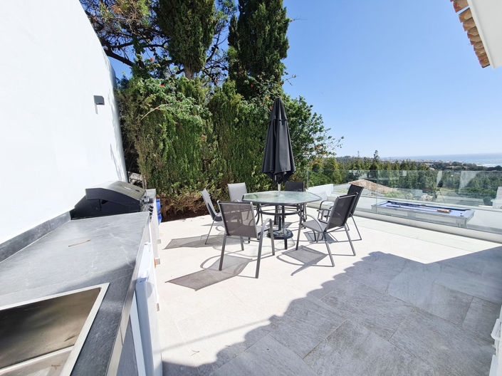 Image No.5-5 Bed House for sale