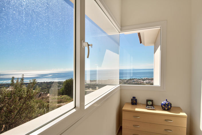 Image No.23-5 Bed House for sale