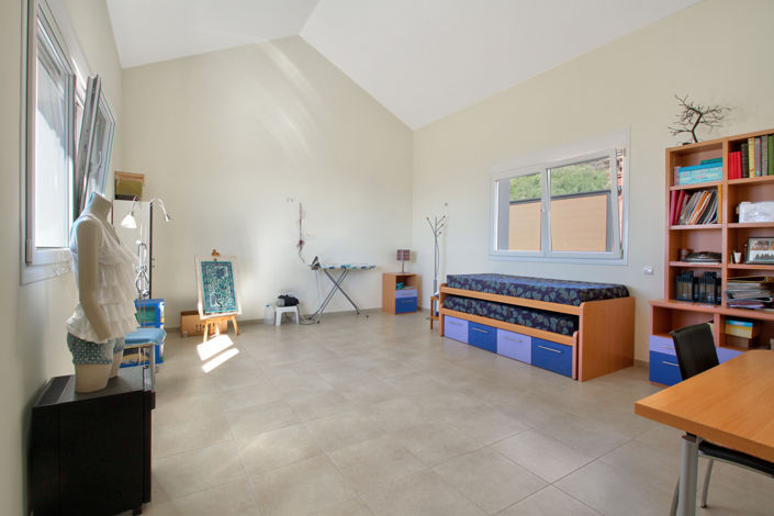 Image No.29-5 Bed House for sale