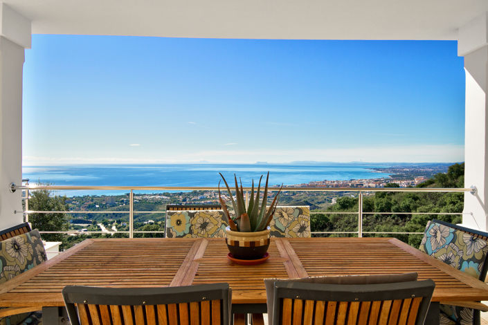 Image No.3-5 Bed House for sale