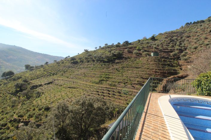 Image No.20-2 Bed House for sale