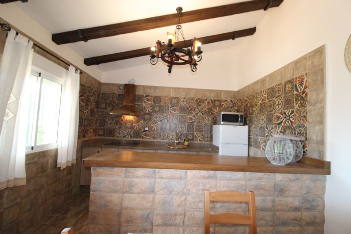 Image No.7-2 Bed House for sale