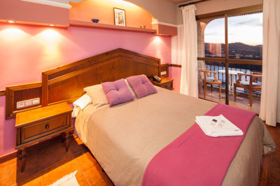 habitacion-with-balcon-double-bed