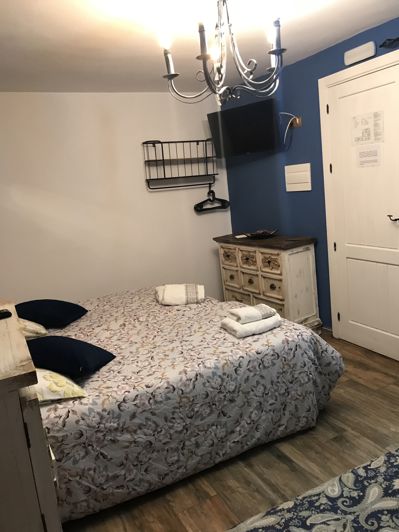 Image No.26-8 Bed House for sale