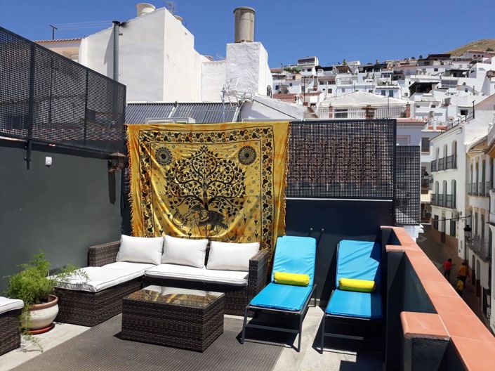 Image No.3-8 Bed House for sale