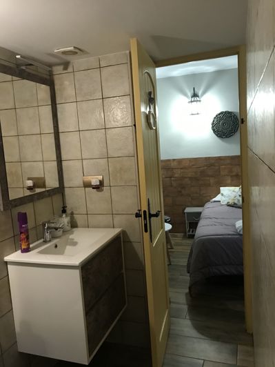 Image No.34-8 Bed House for sale