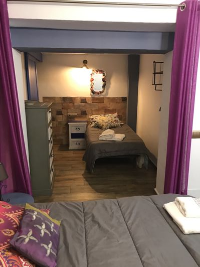 Image No.48-8 Bed House for sale