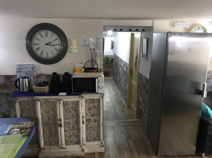 Image No.5-8 Bed House for sale