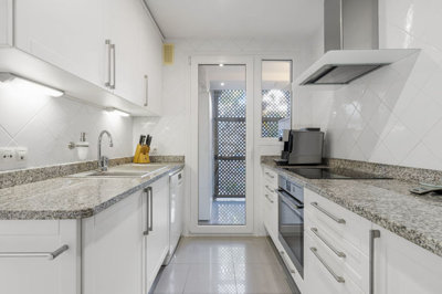 14-d70dc3102c00d7be0e872dfe1c1f86d7