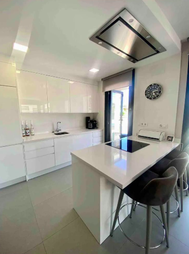 Image No.8-5 Bed Villa for sale