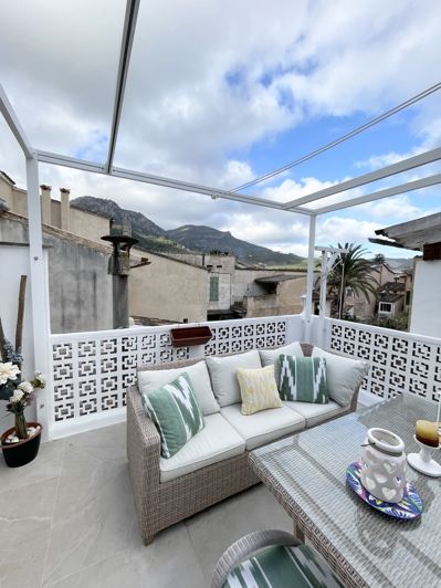 Image No.28-4 Bed Townhouse for sale