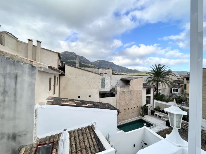 Image No.29-4 Bed Townhouse for sale