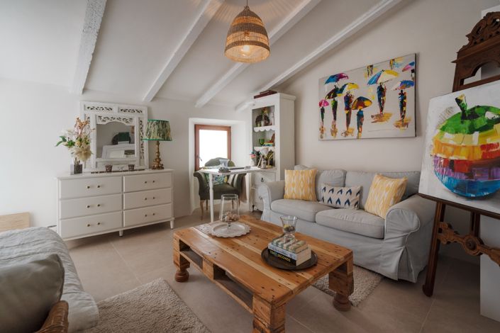Image No.4-4 Bed Townhouse for sale