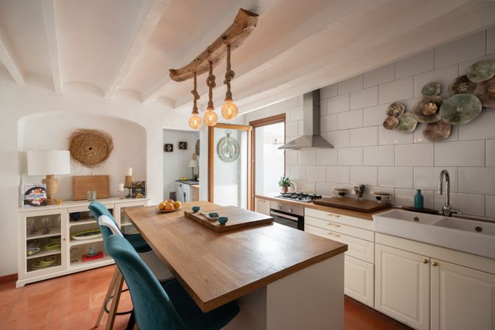 Image No.9-4 Bed Townhouse for sale