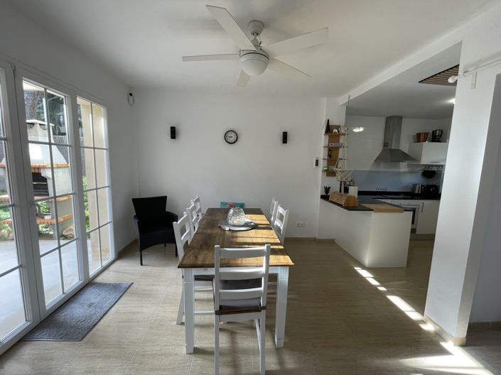 Image No.13-3 Bed Townhouse for sale