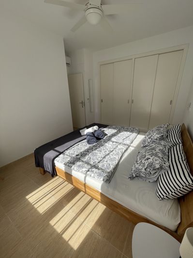 Image No.23-3 Bed Townhouse for sale