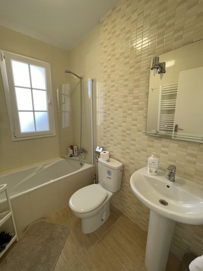 Image No.24-3 Bed Townhouse for sale