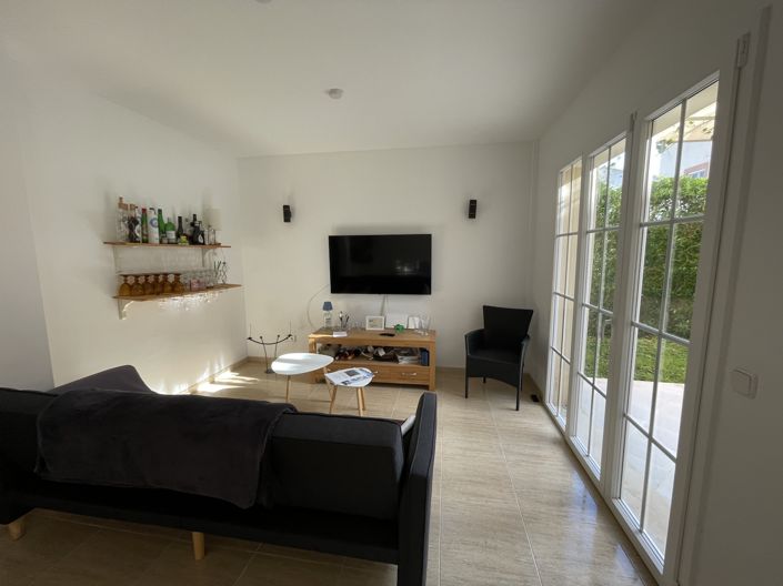 Image No.6-3 Bed Townhouse for sale