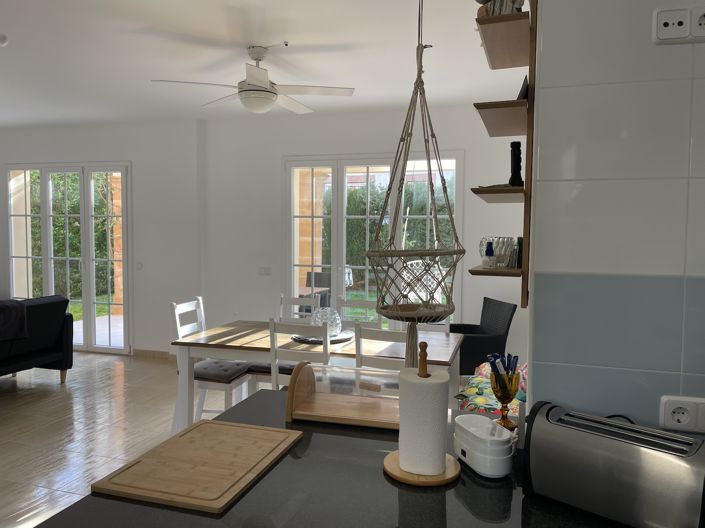 Image No.10-3 Bed Townhouse for sale