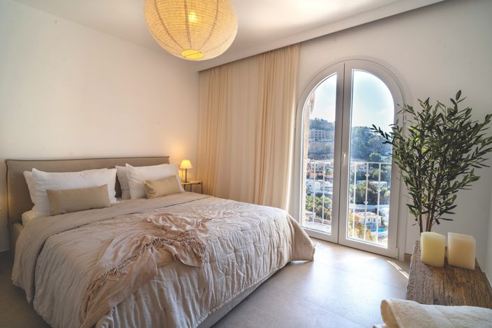 Image No.18-2 Bed Apartment for sale