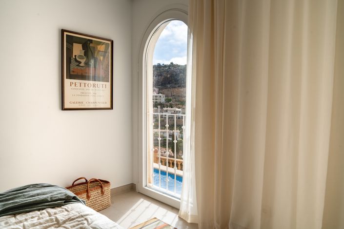 Image No.20-2 Bed Apartment for sale