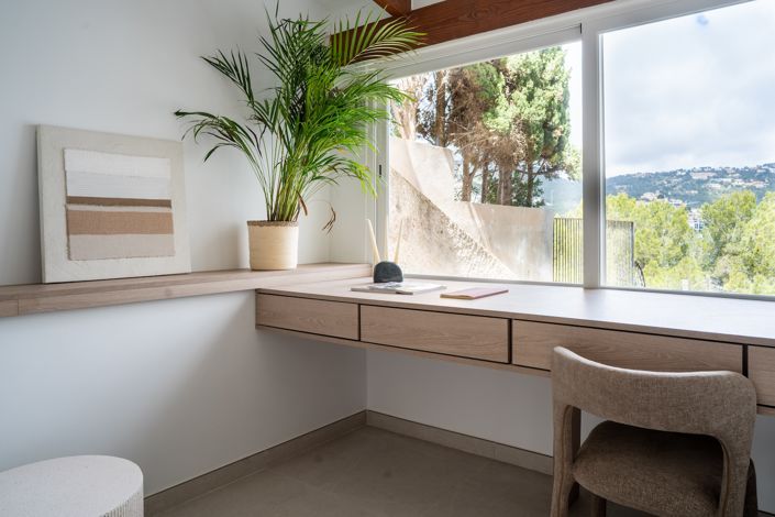 Image No.25-3 Bed Apartment for sale