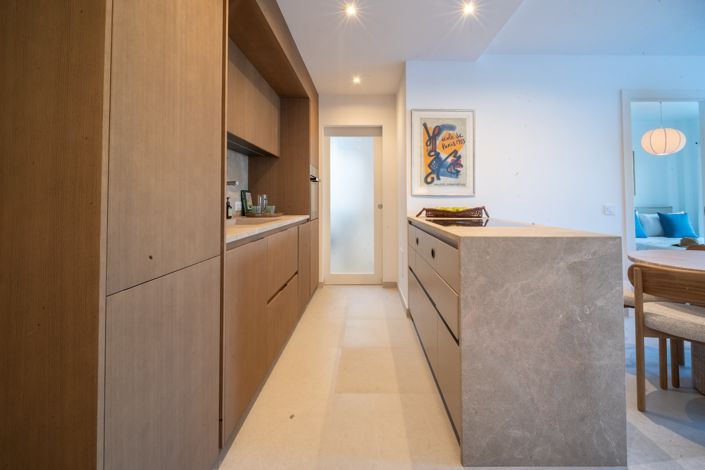 Image No.10-3 Bed Apartment for sale