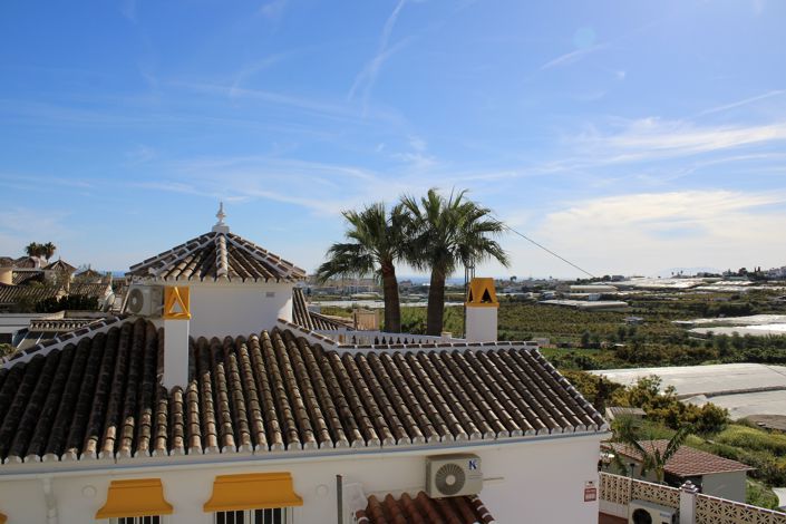 Image No.18-3 Bed Property for sale