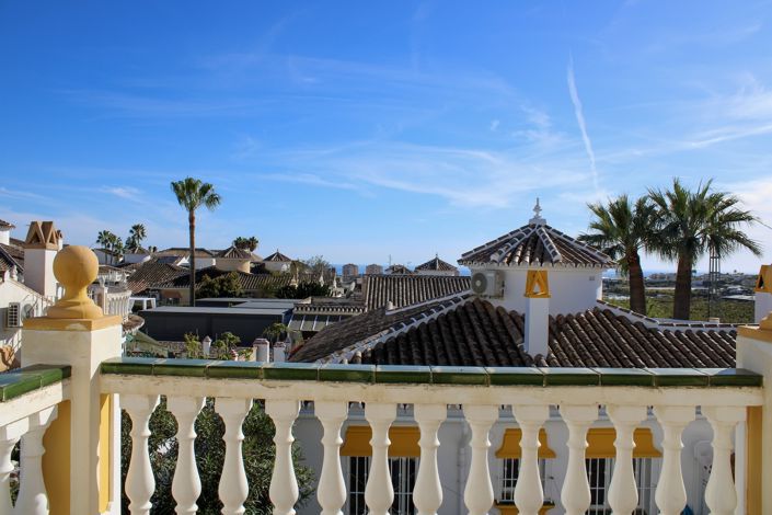 Image No.23-3 Bed Property for sale