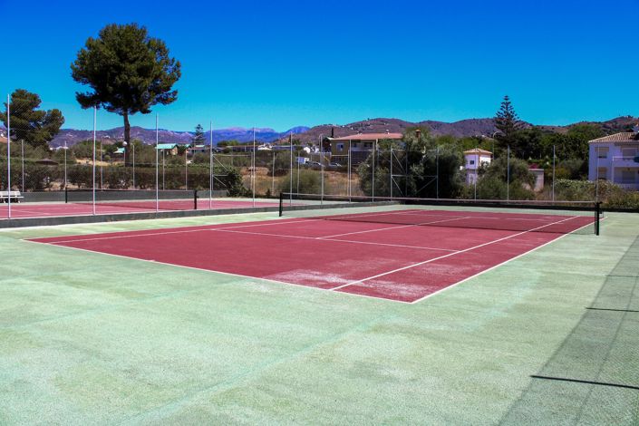 Image No.31-3 Bed Property for sale