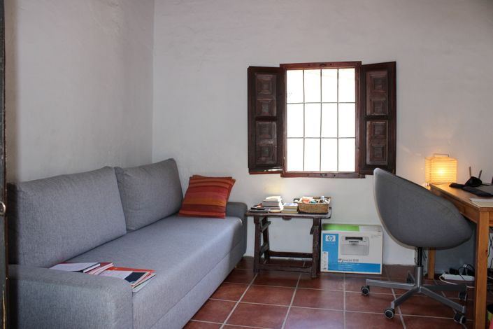 Image No.15-4 Bed Townhouse for sale