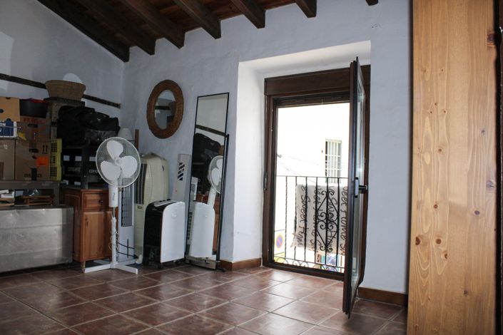 Image No.35-4 Bed Townhouse for sale