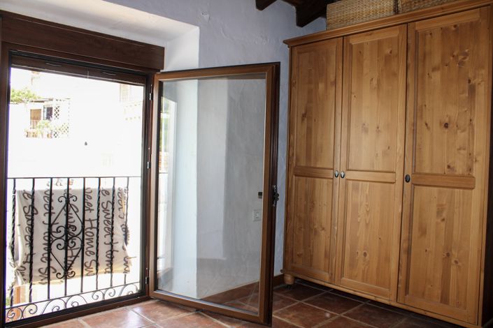 Image No.36-4 Bed Townhouse for sale