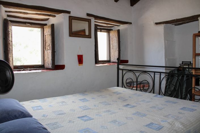 Image No.39-4 Bed Townhouse for sale