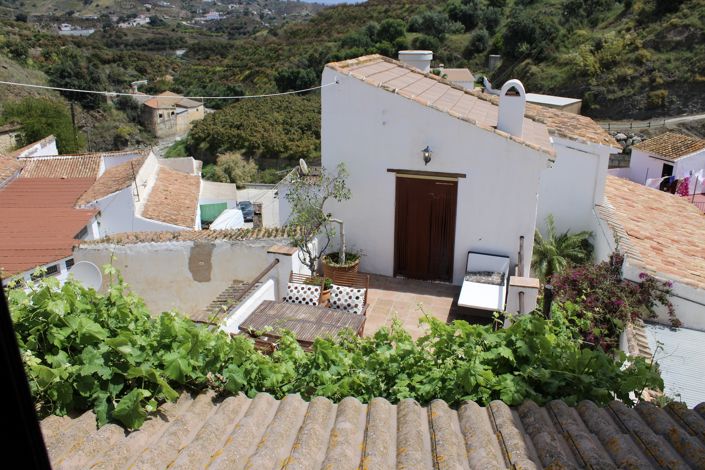 Image No.41-4 Bed Townhouse for sale