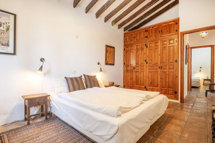 Image No.23-4 Bed Villa for sale