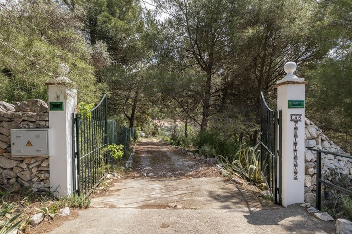Image No.31-4 Bed Villa for sale