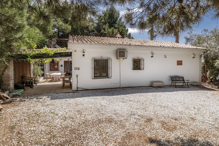 Image No.37-4 Bed Villa for sale