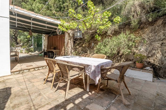 Image No.40-4 Bed Villa for sale
