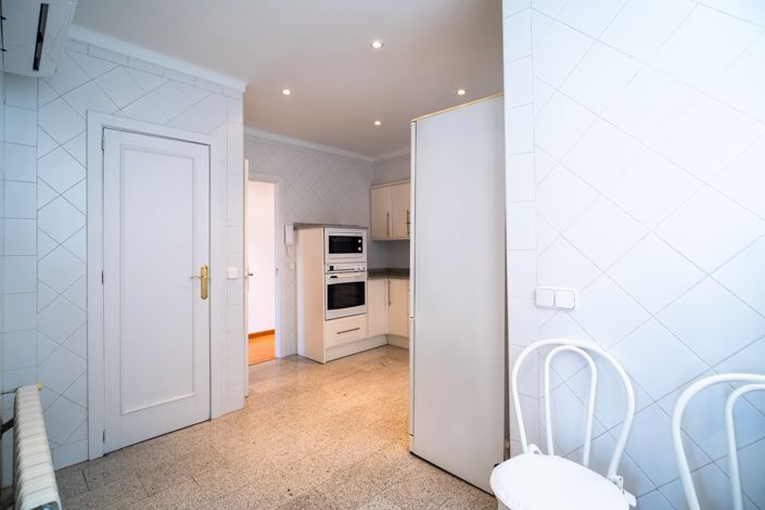 Image No.25-4 Bed Penthouse for sale