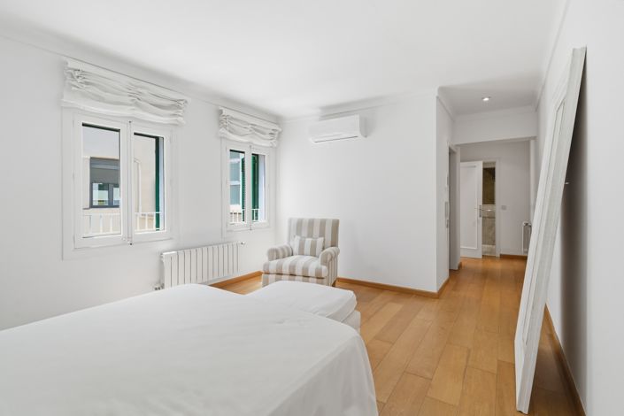 Image No.34-4 Bed Penthouse for sale