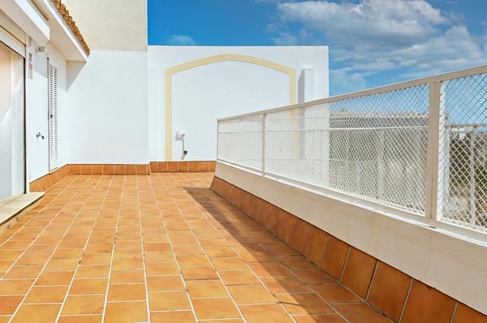 Image No.40-4 Bed Penthouse for sale